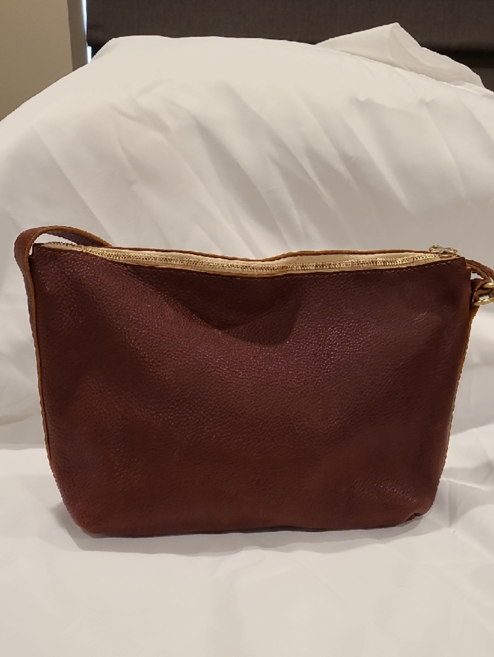 NWOT Portland Leather Slouchy Shoulder Bag - Picture 3 of 7